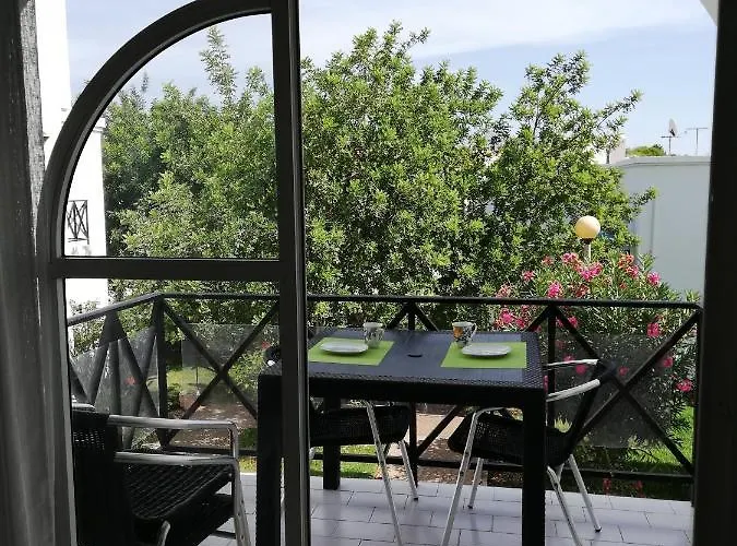 Garden 13 - In The Algarve *